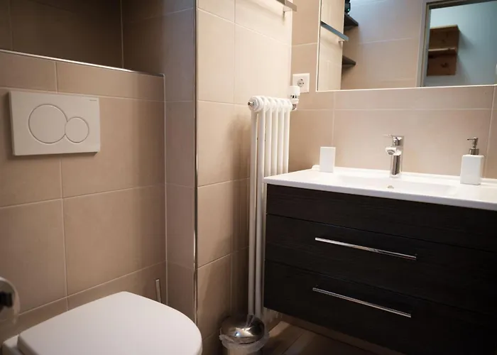 Primavista-5 By Interhome *